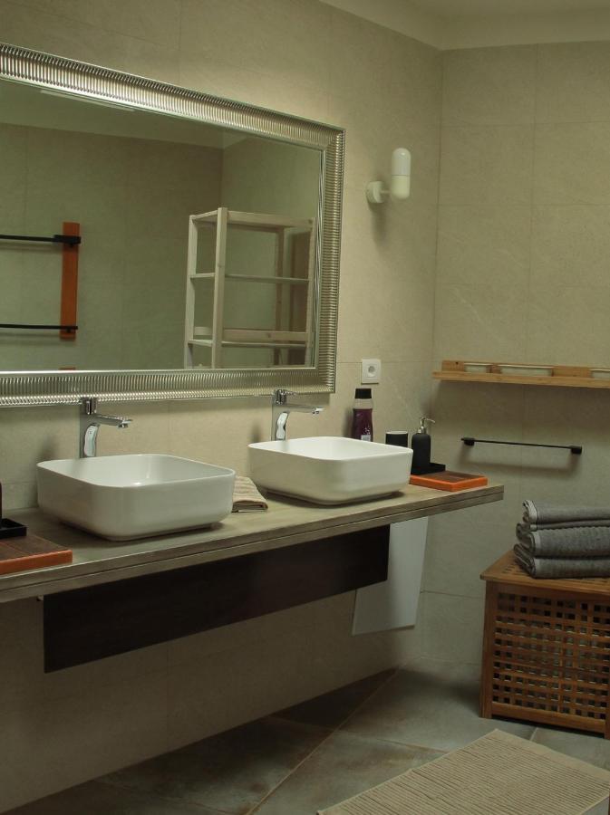 Bungalow Goa Pool View, Playa Roca Residence Sea Front Access - Free Ac - Wifi Costa Teguise Eksteriør bilde